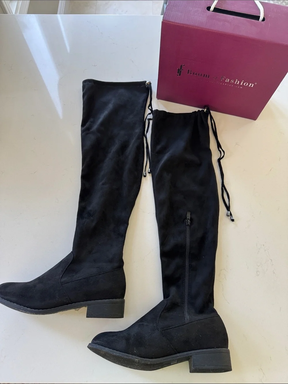 Black Over-the-Knee Women’s Suede Boots Size: 8